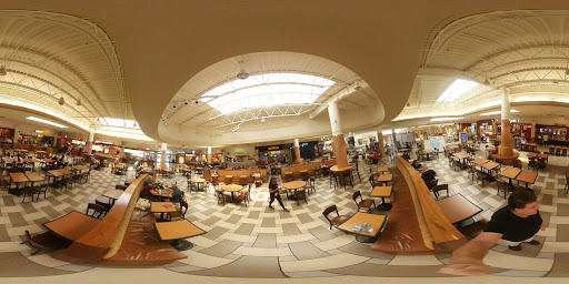 Shopping Mall «Oak Park Mall», reviews and photos, 11149 W 95th St, Overland Park, KS 66214, USA