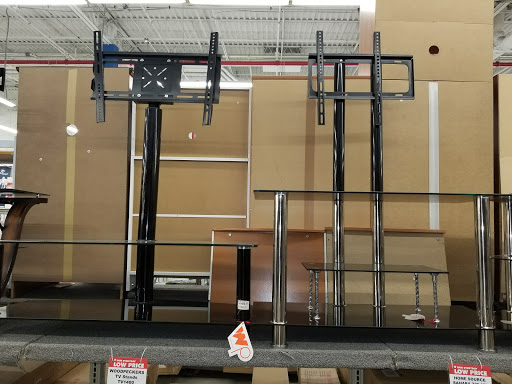 Shopping Mall «Peartree Square Shopping Plaza», reviews and photos, 691 Co Op City Blvd, Bronx, NY 10475, USA