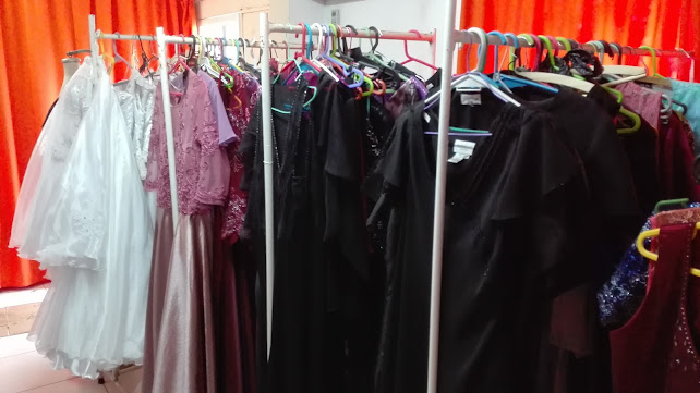 Opiniones de Cándida Confecciones en Artigas - Tienda de ropa