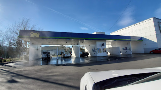 Brown Bear Car Wash en Seattle