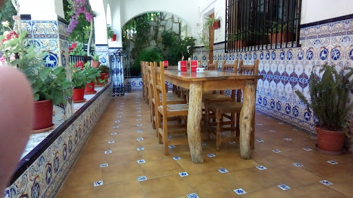 Hotel Casa Bob - C. Grama, 22, 29210 Cuevas de San Marcos, Málaga