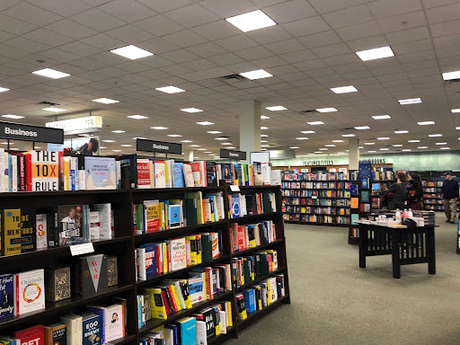 Book Store «Barnes & Noble», reviews and photos, 861 N E Mall Blvd, Hurst, TX 76053, USA