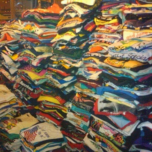 Wholesaler «Pixel 19 Vintage Clothing LLC», reviews and photos, 211 Klotter Ave, Cincinnati, OH 45219, USA