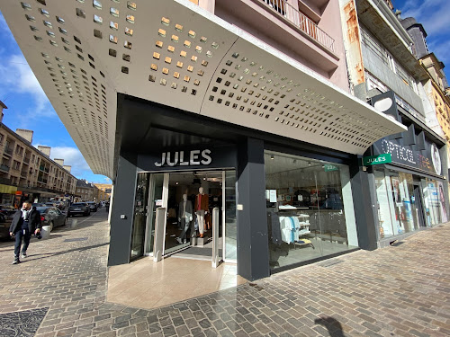 Magasin de vêtements pour hommes Jules Sedan Sedan