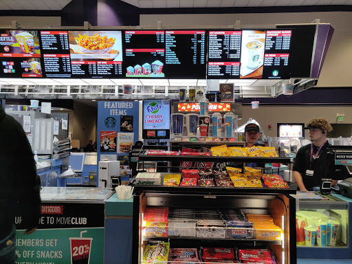 Movie Theater «Rave Motion Pictures Milford 16», reviews and photos, 500 Rivers Edge Dr, Milford, OH 45150, USA