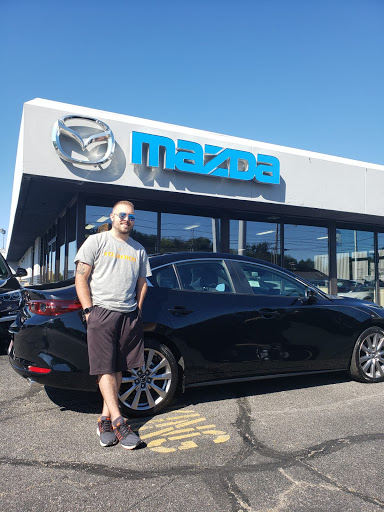 Used Car Dealer «Montrose Mazda in Kent», reviews and photos, 1127 W Main St, Kent, OH 44240, USA