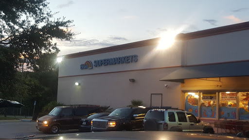 Grocery Store «Bravo Supermarkets», reviews and photos, 6767 Pembroke Rd, Pembroke Pines, FL 33023, USA