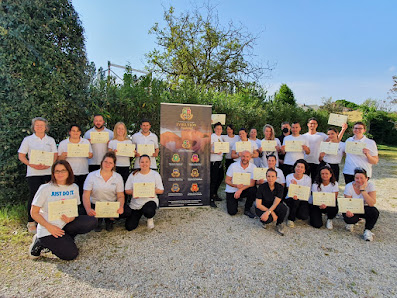 Scuola Professionale Massaggio - Evolution Academy - Acquapendente Corso Taurelli Salimbeni, 20, 01021 Acquapendente VT, Italia
