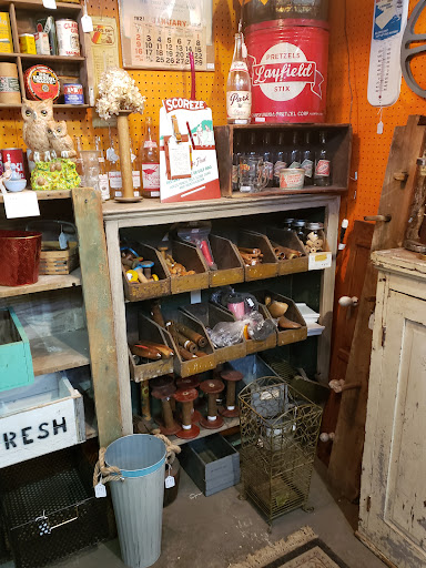 Flea Market «The Slatington Marketplace», reviews and photos, 8281 PA-873, Slatington, PA 18080, USA