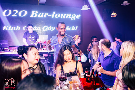 O2O Bar & Lounge