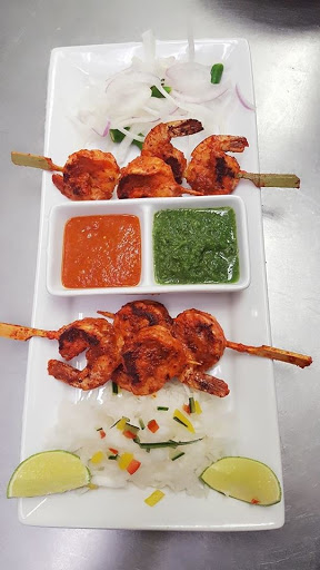 Lounge «Pk Tunn Lounge Bar & Grill», reviews and photos, 3103 Lawrenceville-Suwanee Rd, Suwanee, GA 30024, USA