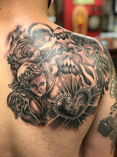 Body Piercing Shop «One Shot Studio», reviews and photos, 2988 Solomons Island Rd, Edgewater, MD 21037, USA