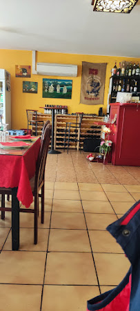 Atmosphère du Restaurant asiatique Phenix De Jade à Bort-les-Orgues - n°6