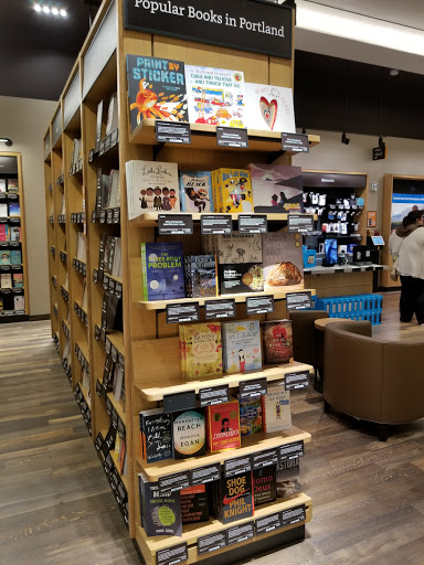 Book Store «Amazon Books», reviews and photos, 9585 SW Washington Square Rd, Portland, OR 97223, USA