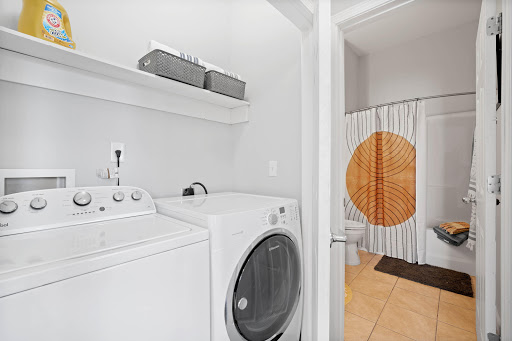 Apartment Building «Clemson Lofts», reviews and photos