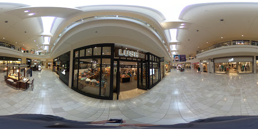 Cosmetics Store «Lush Fresh Handmade Cosmetics», reviews and photos, 12000 SE 82nd Ave, Happy Valley, OR 97086, USA