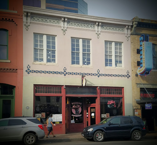 Donut Shop «Voodoo Doughnut», reviews and photos, 212 E 6th St, Austin, TX 78701, USA