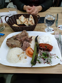Kebab du Restaurant turc Restaurant Semazen Grill à Décines-Charpieu - n°2