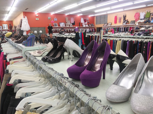 Thrift Store «Family Thrift Store», reviews and photos, 2012 W Newport Pike, Wilmington, DE 19804, USA