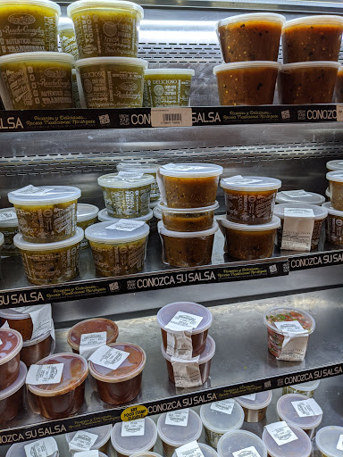 Grocery Store «Northgate Gonzalez Markets», reviews and photos, 2120 Pacific Ave, Long Beach, CA 90806, USA