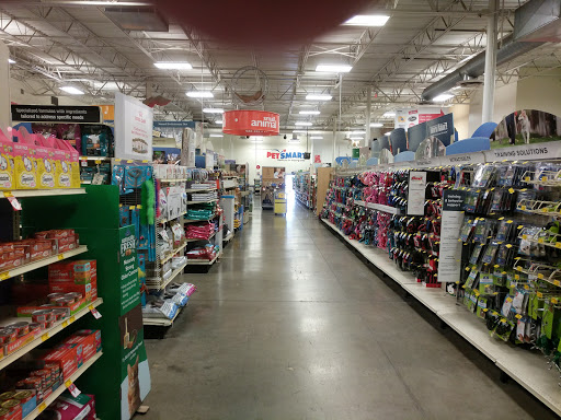 Pet Supply Store «PetSmart», reviews and photos, 7290 W Bell Rd, Glendale, AZ 85308, USA