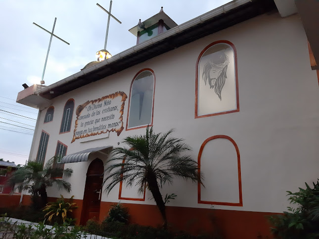 Iglesia Católica Divino Niño Jesús de Santa Rosa de Agua Clara