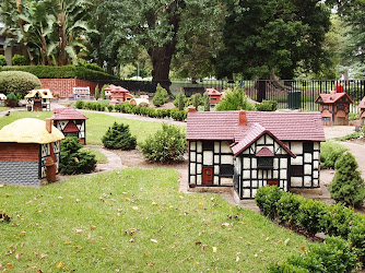 Model Tudor Village in Fitzroy Gardens