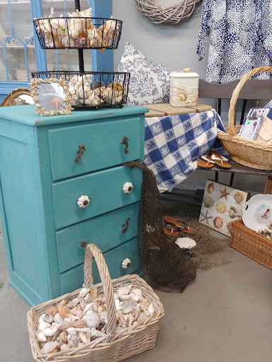 Thrift Store «Community Thrift Market», reviews and photos, 1211 N Monroe St, Tallahassee, FL 32303, USA