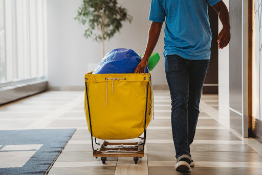 Dry Cleaner «Skylark Dry Cleaning», reviews and photos, 1530 7th St W, St Paul, MN 55102, USA