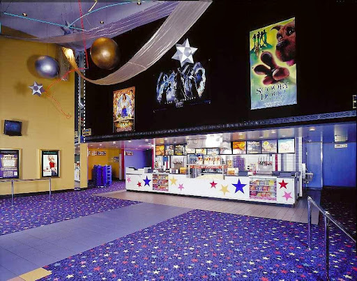 Movie Theater «Cinema 12 Theatre: Classic Cinemas», reviews and photos, 100 L W Besinger Dr, Carpentersville, IL 60110, USA