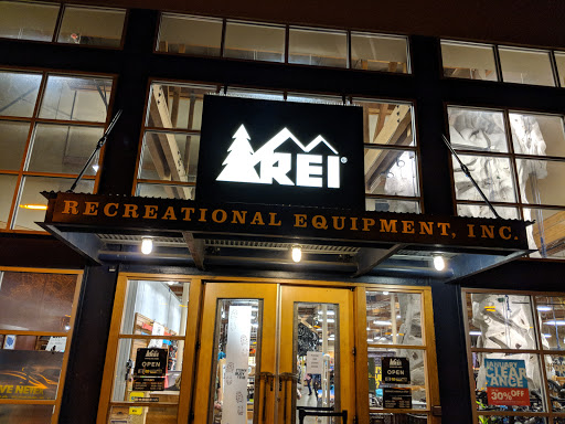 Camping Store «REI», reviews and photos, 400 El Paseo de Saratoga, San Jose, CA 95130, USA