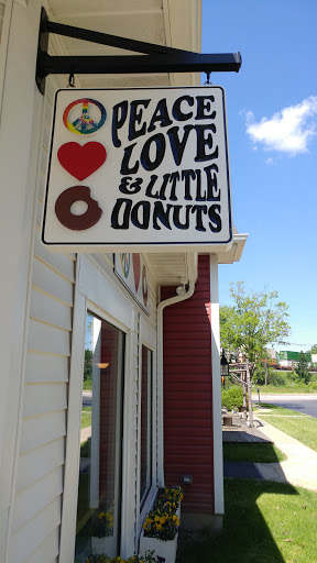 Donut Shop «Peace, Love & Little Donuts of Hudson», reviews and photos, 51 S Main St #4, Hudson, OH 44236, USA