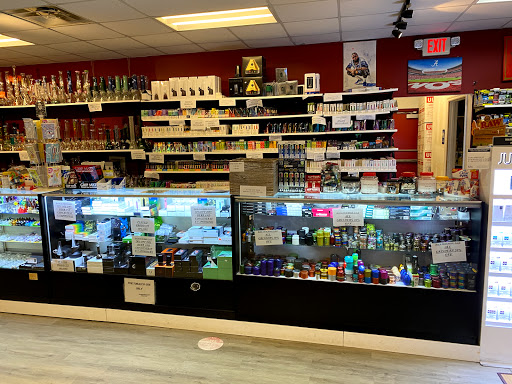 Vaporizer Store «Vapors Smoke shop», reviews and photos, 501 Hargrove Rd E f, Tuscaloosa, AL 35401, USA