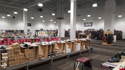 Shoe Store «DSW Designer Shoe Warehouse», reviews and photos, 840 Ernest W Barrett Pkwy NW, Kennesaw, GA 30144, USA