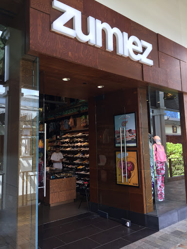 Zumiez stores Honolulu