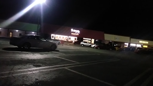 Shopping Mall «Southside Shopping Center», reviews and photos, 1415 S 14th St, Leesburg, FL 34748, USA