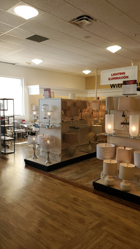 Department Store «Marshalls & HomeGoods», reviews and photos, 731 Centerview Blvd, Kissimmee, FL 34741, USA