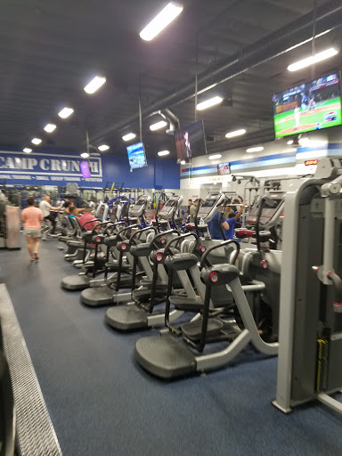 Health Club «Crunch - Van Nuys», reviews and photos, 6723 Van Nuys Blvd, Van Nuys, CA 91405, USA