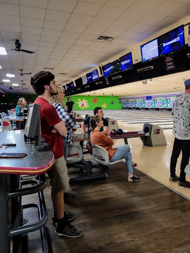 Bowling Alley «Cherry Hill Lanes North», reviews and photos, 6697 Dixie Hwy, Village of Clarkston, MI 48346, USA