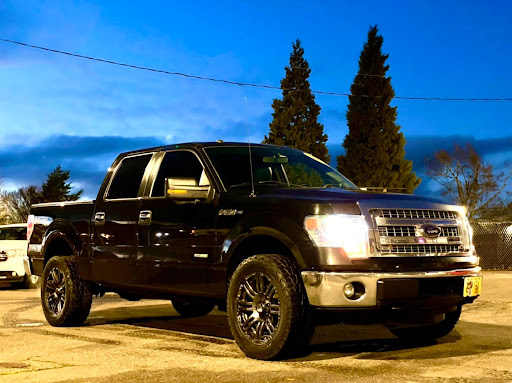 Used Car Dealer «Zamora Auto Llc», reviews and photos, 2640 Portland Rd NE, Salem, OR 97301, USA