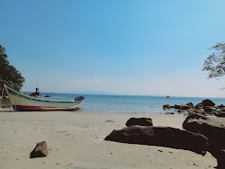Foto von Praia dos Namorados mit sehr sauber Sauberkeitsgrad