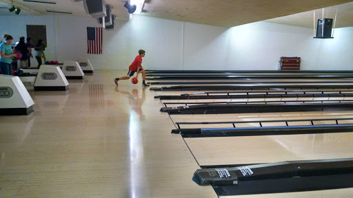 Bowling Alley «Pike Lanes Bowling Inc», reviews and photos, 121 2nd St Pike, Southampton, PA 18966, USA