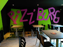 Atmosphère du Pizzeria Le Pizz'Burg à Lure - n°1