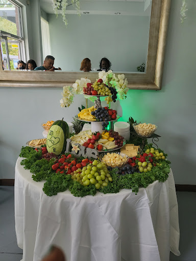 Shopping Mall «Plantation Point Shopping Center», reviews and photos, 6461 Plantation Center Dr, Raleigh, NC 27616, USA