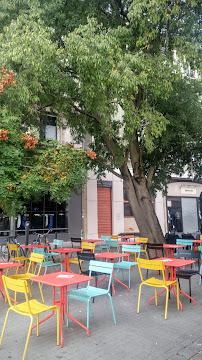 Atmosphère du Café Au Chardon Bleu - Espace Gourmet République à Grenoble - n°6