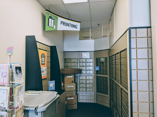 Shipping and Mailing Service «The UPS Store», reviews and photos, 398 W Army Trail Rd #124, Bloomingdale, IL 60108, USA