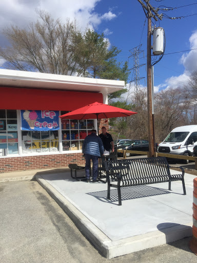 Convenience Store «Wayland Mini Market», reviews and photos, 334 Boston Post Rd, Wayland, MA 01778, USA