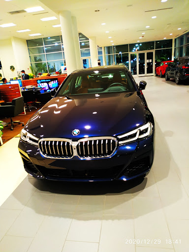Used Car Dealer «Fields BMW Lakeland», reviews and photos, 4285 Lakeland Park Dr, Lakeland, FL 33809, USA