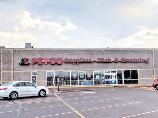 Pet Supply Store «Petco Animal Supplies», reviews and photos, 3731 Gateway Dr, Eau Claire, WI 54701, USA