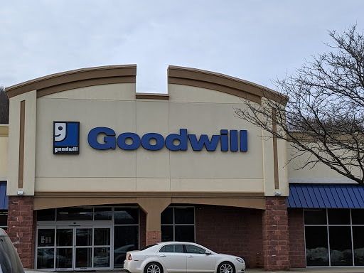 Thrift Store «Goodwill Waterbury Store & Donation Station», reviews and photos